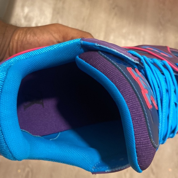 LV Men shoes for sale - Picture 4 of 7